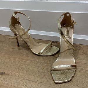 STUART WEITZMAN GOLD SANDAL 7.5